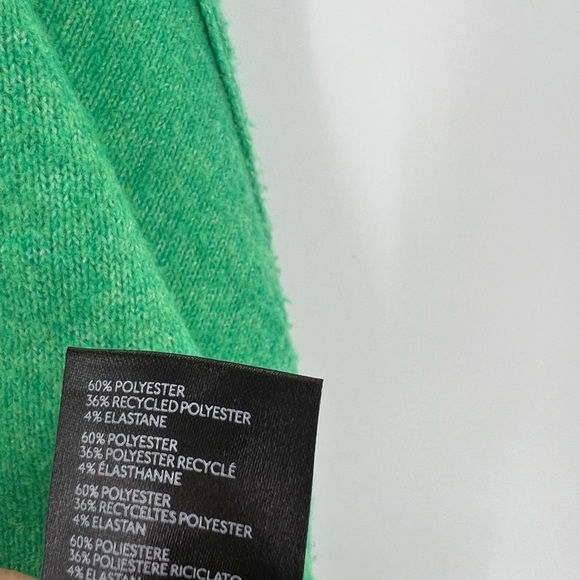 BDG Cardiff Notch Neck Soft Cropped Raw Hem Boxy Fit Slit Sweater In Green - Picture 5 of 6